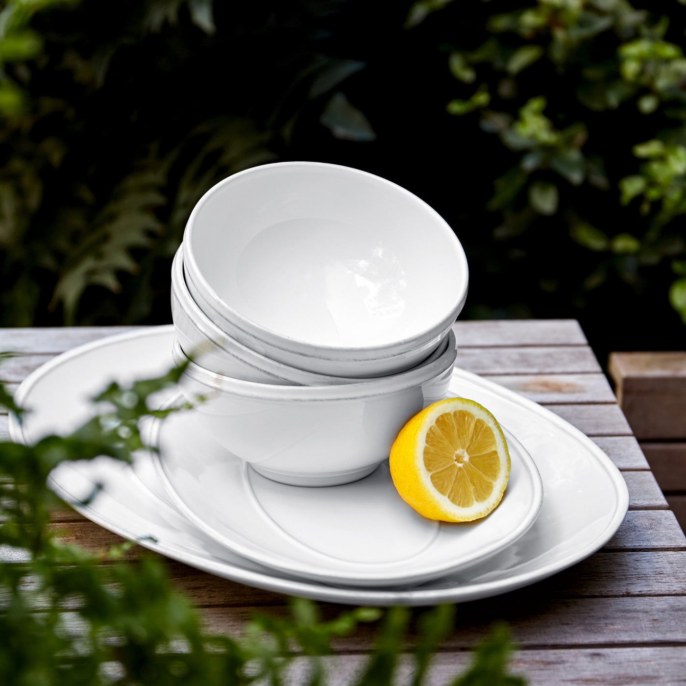 PLATTER OVAL WHITE FRISO