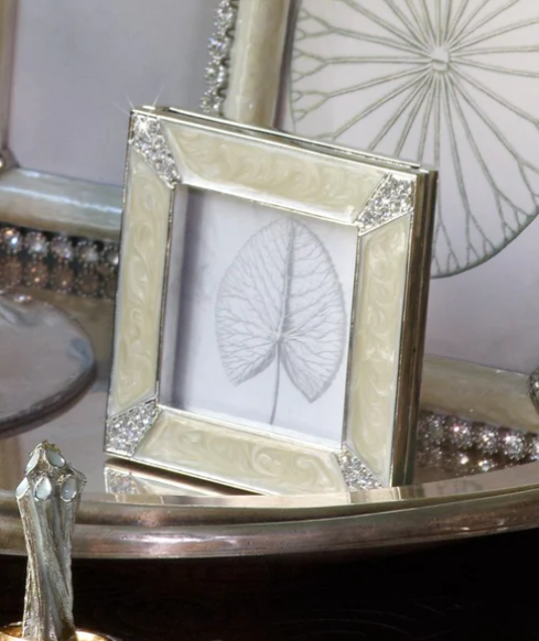 FRAME SQURE PAVE CORNER CRYSTAL PEARL #69597