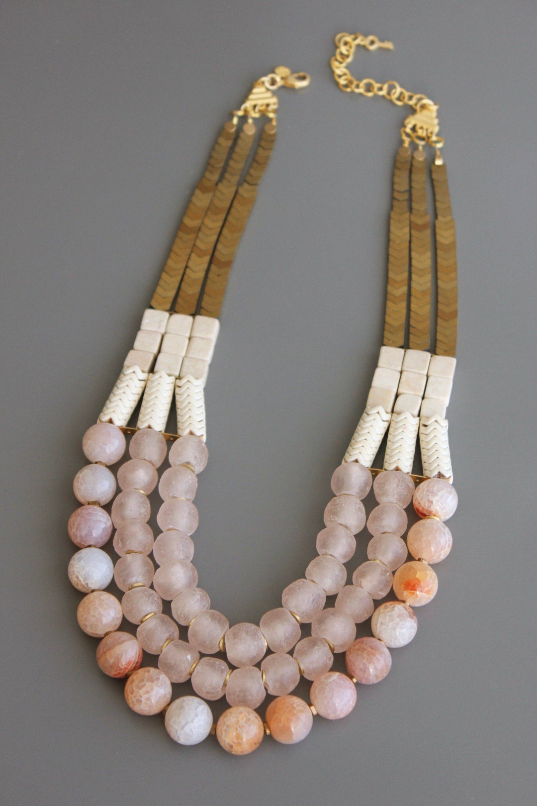NECKLACE WITH HEMATITE MAGNESITE FIRE AGATE (DUPICATE)