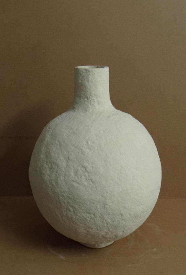 VASE PAPER MACHE OFF-WHITE WITH LONG NECK #70045