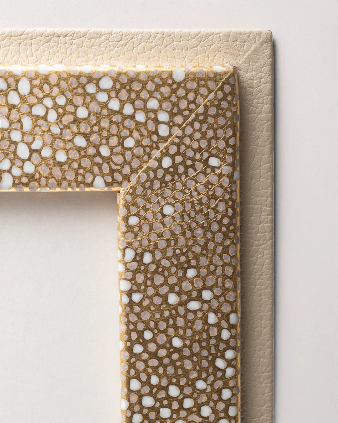 FRAME GILDED ALABASTER