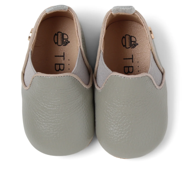 THE BABY GIFT BOX MOCCASIN LEATHER GREY