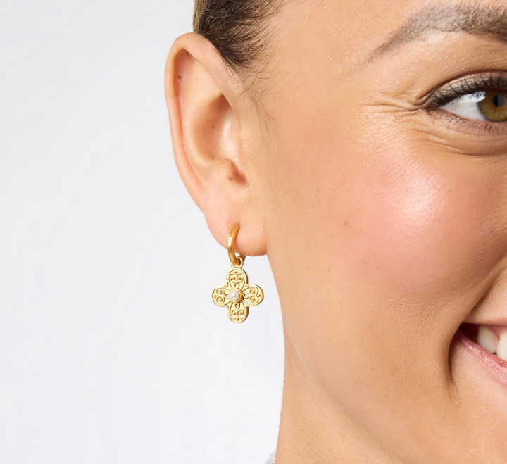 EARRING CORINTH HOOP&CHARM #72638