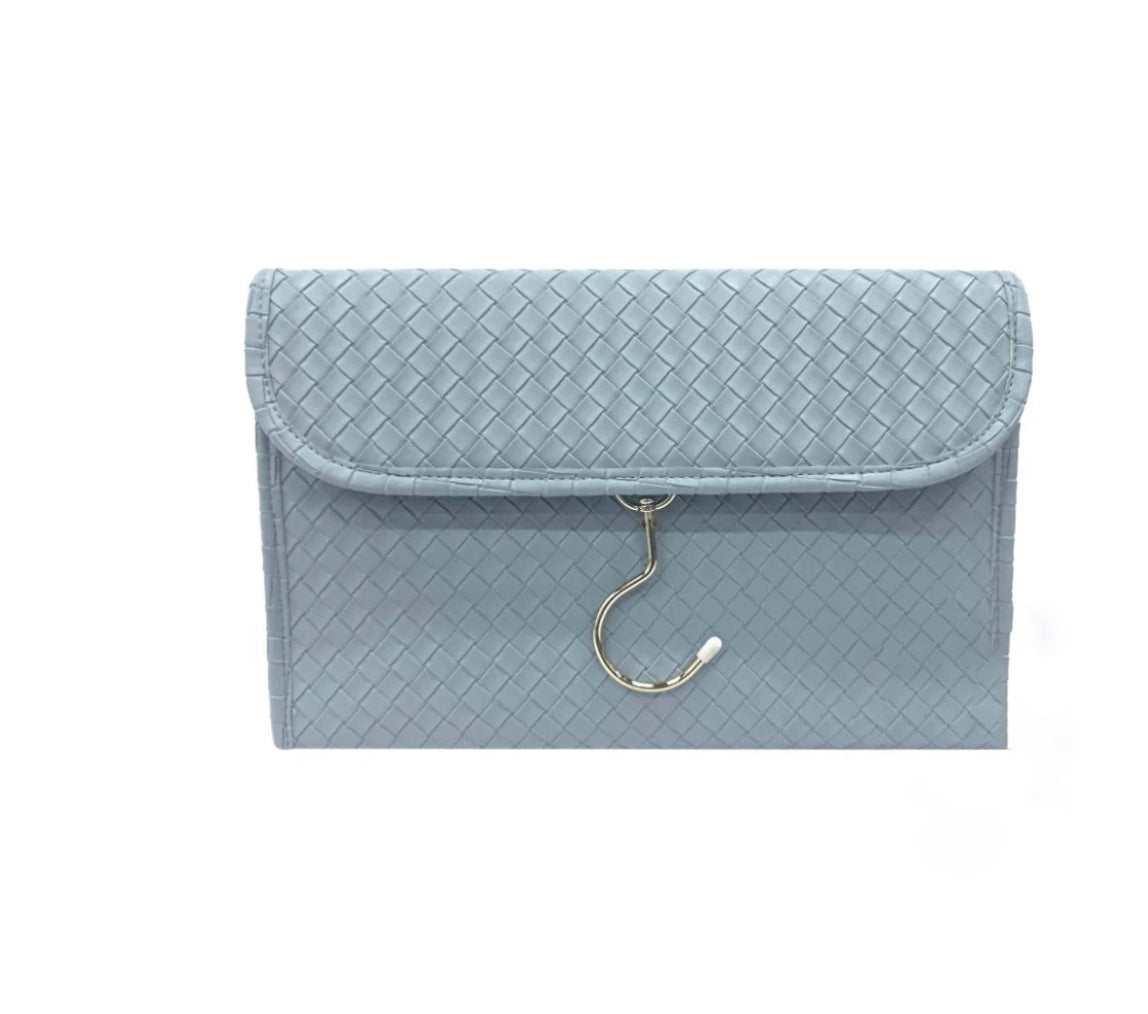 TOILETRY HANGING CASE WOVEN BLUE