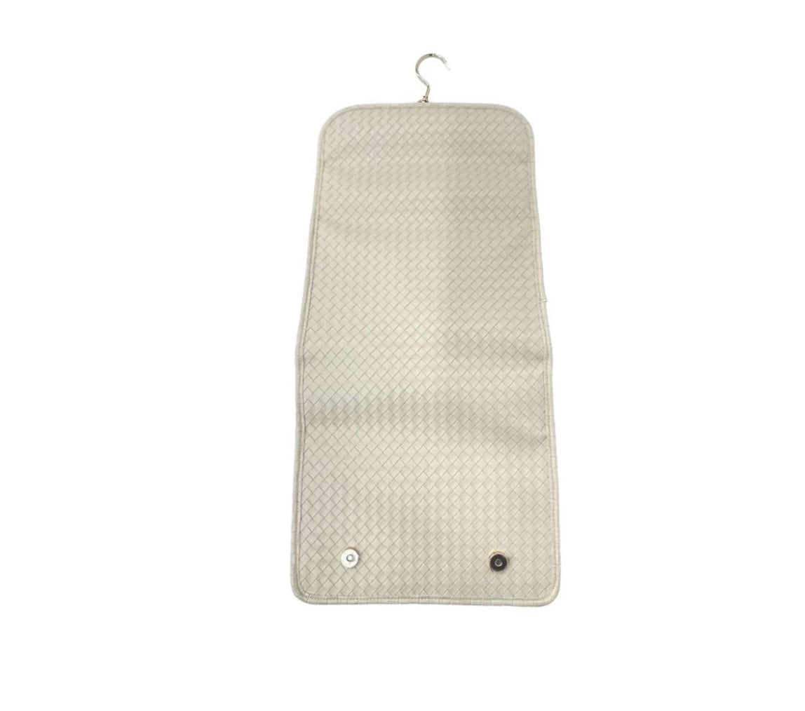 TOILETRY HANGING CASE WOVEN BISQUE