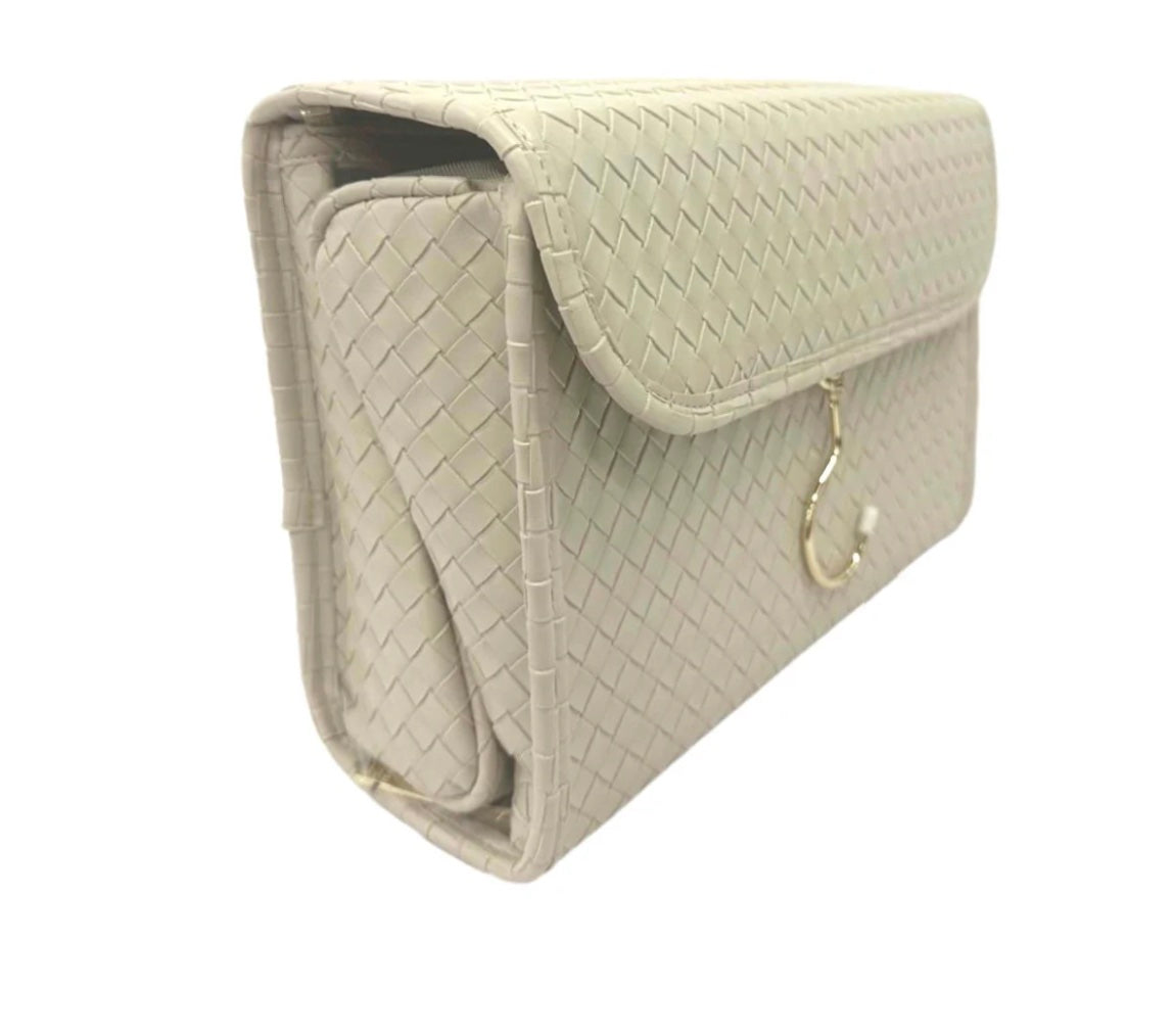 TOILETRY HANGING CASE WOVEN BISQUE #73492