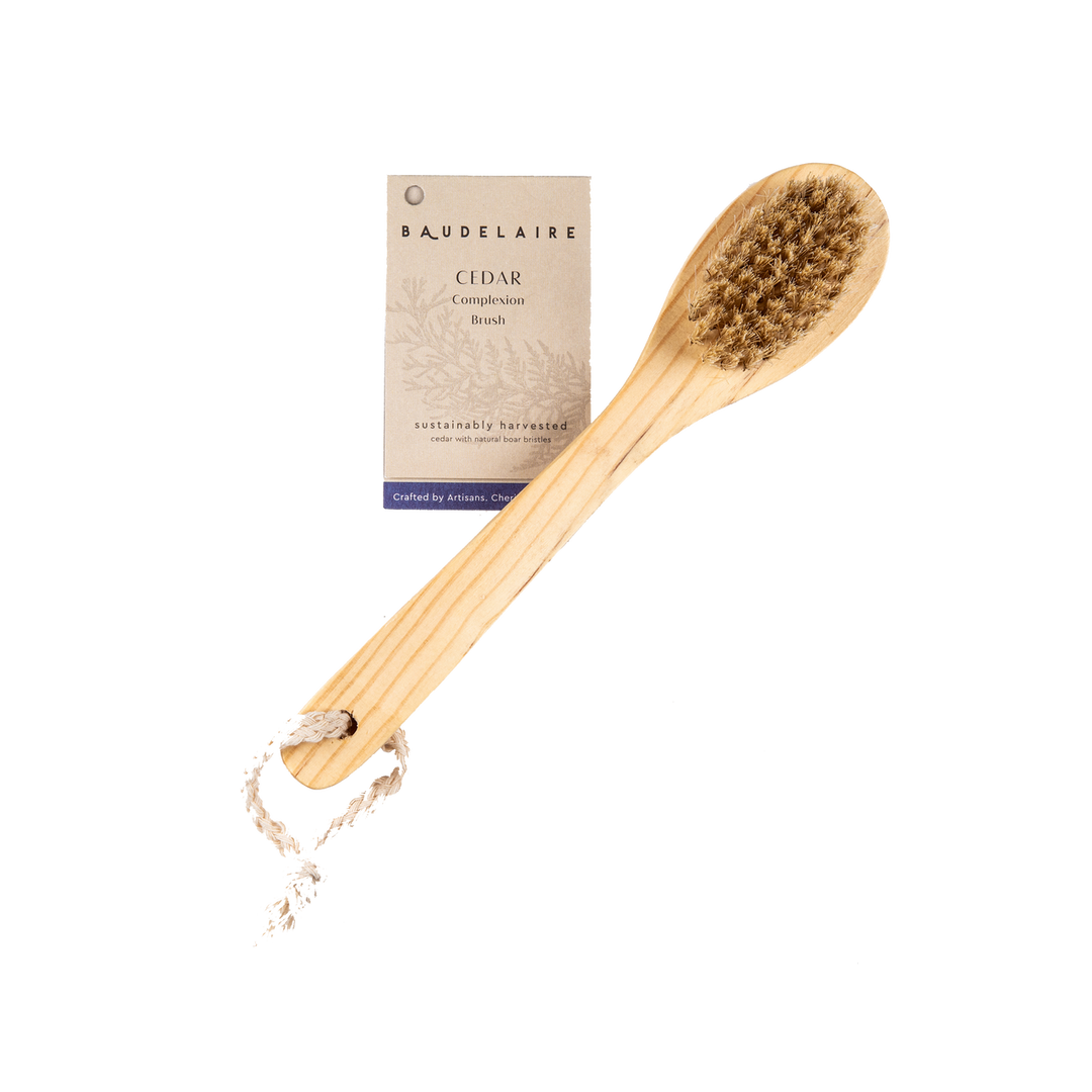 BRUSH LONG HANDLE COMPLEXION CEDAR #73985