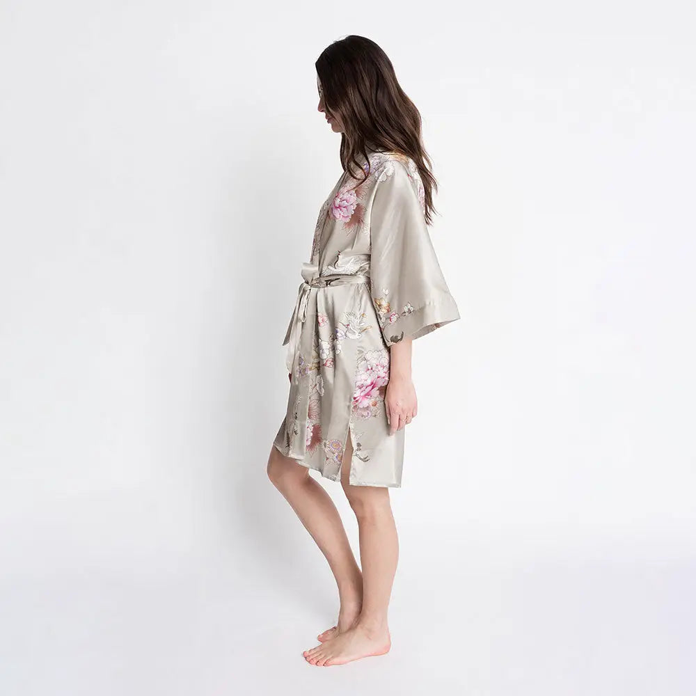 ROBE CHRYSATHEMUM & CRANE SHORT