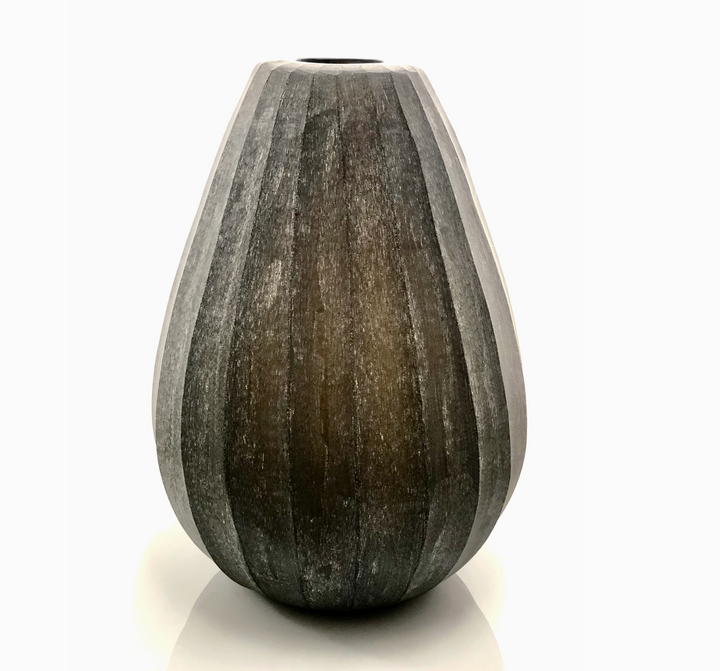 VASE ROUND SMOKE CUT STONE FINISH