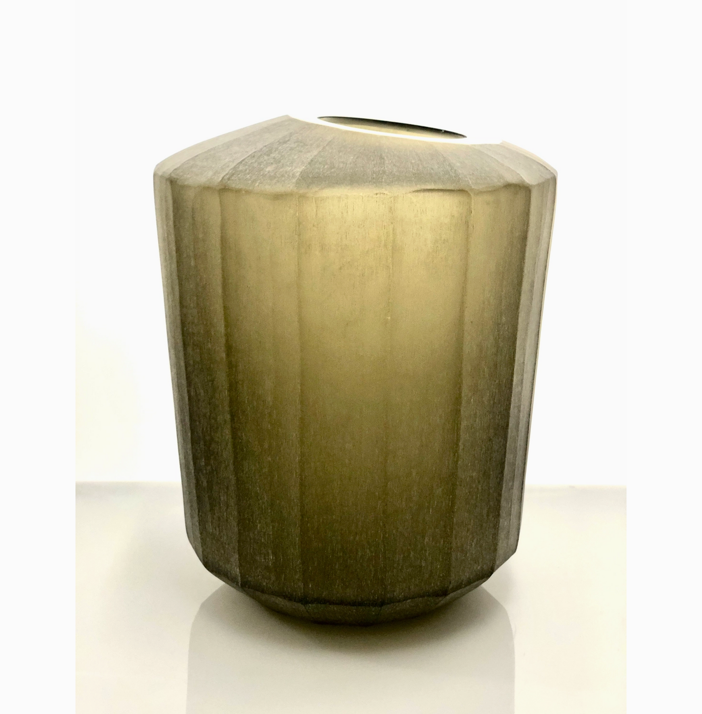 VASE LONG SMOKE CUT STONE FINISH