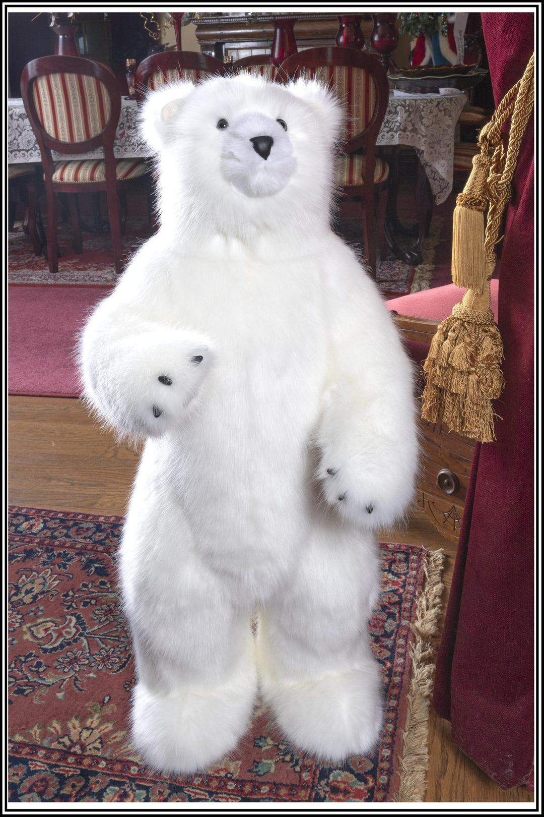 POLAR BEAR STANDING WHITE DIAMOND