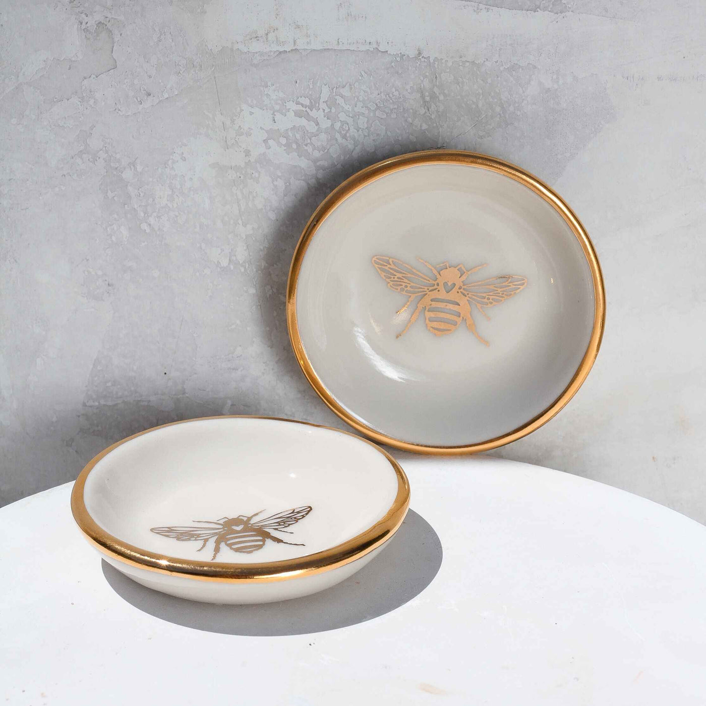 RING DISH GOLD BEE WHITE