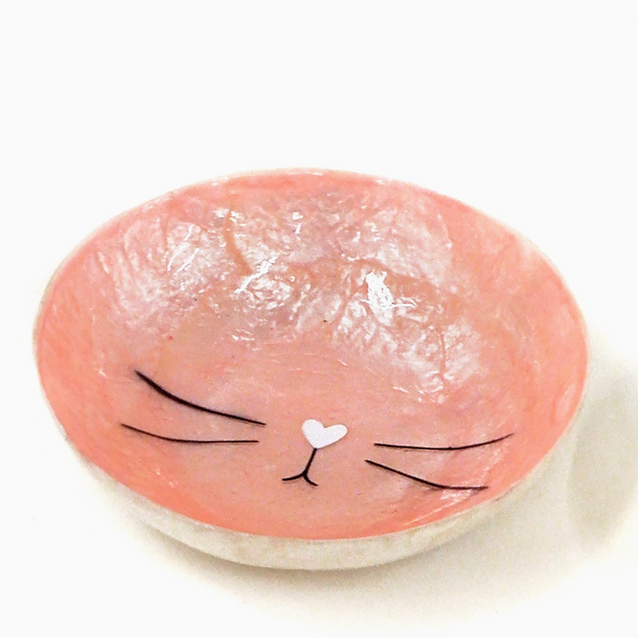 BOWL CAPIZ WITH BUNNY NOSE