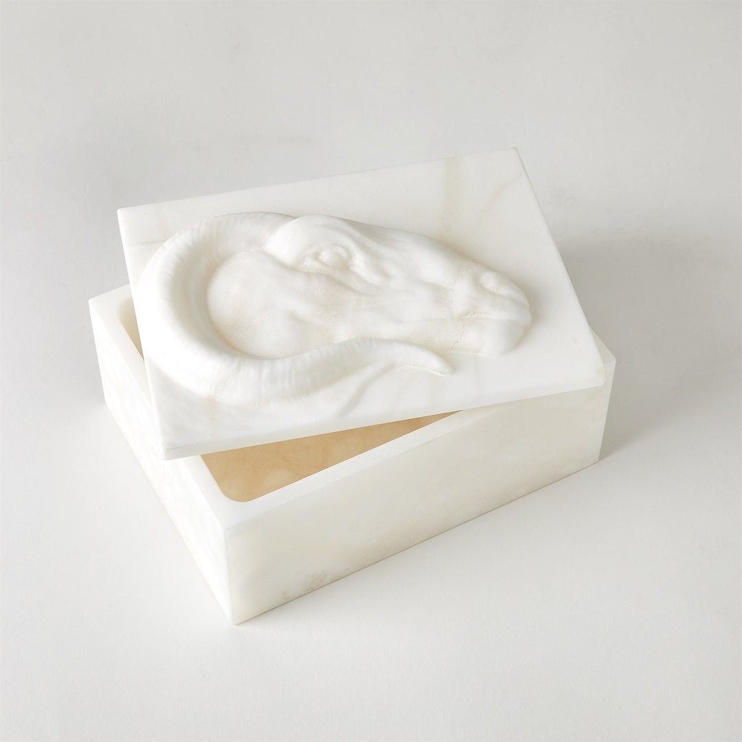 BOX CARVED RAM ALABASTER WHITE #76000