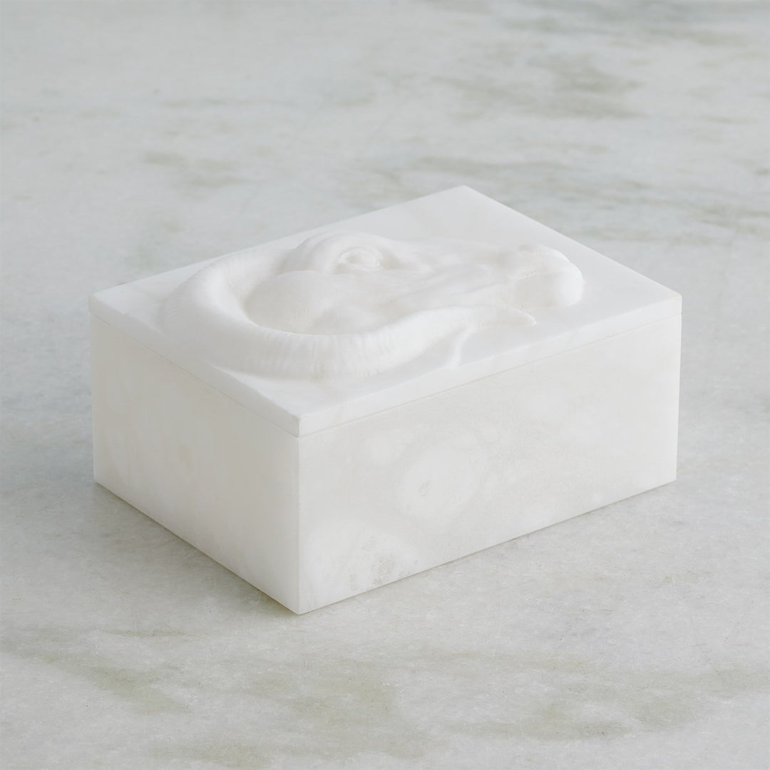 BOX CARVED RAM ALABASTER WHITE #76000