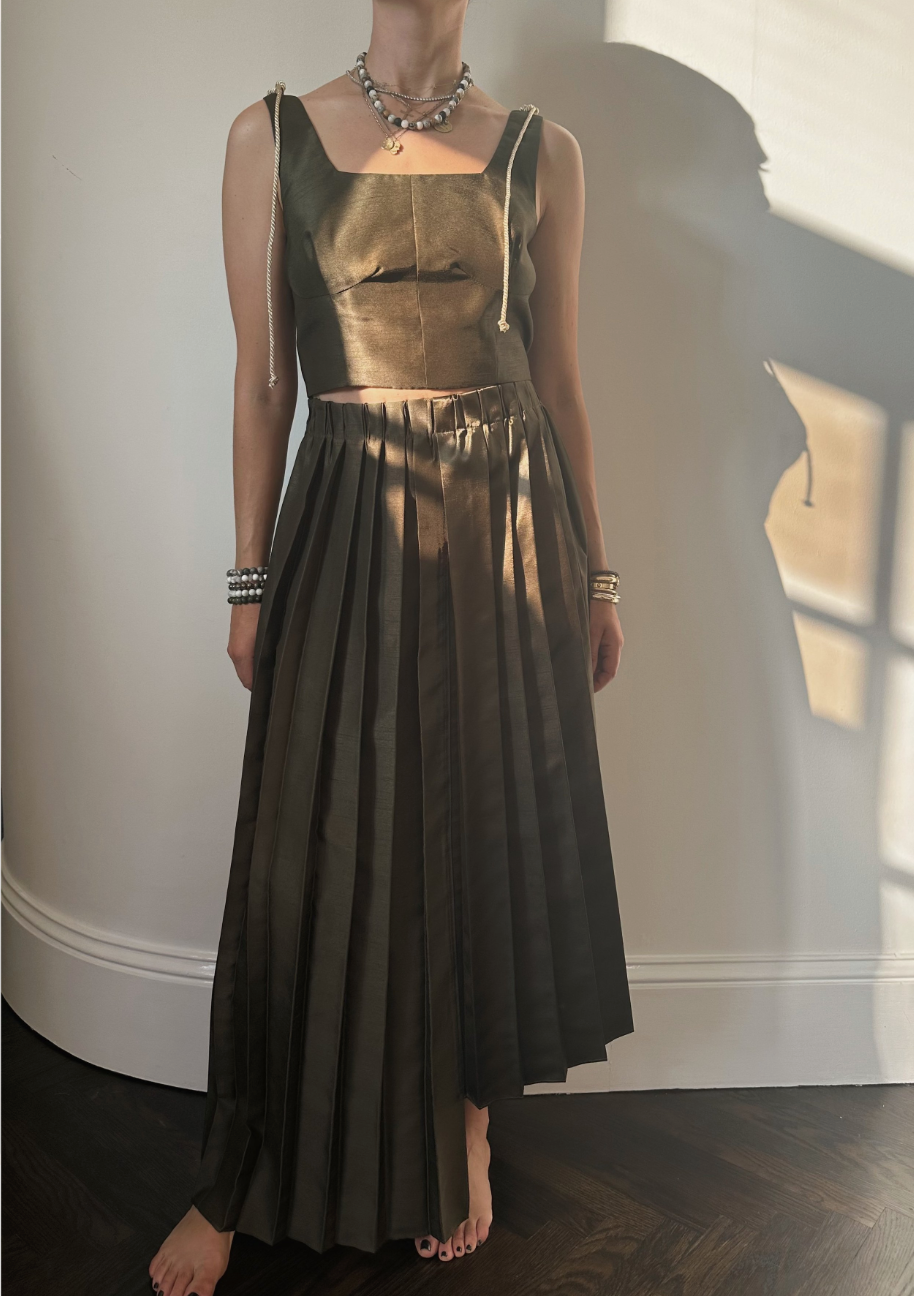 SKIRT PLUME PLEATED KELP