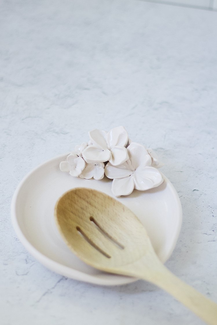 SPOON REST CREAM BLOSSOM #78327