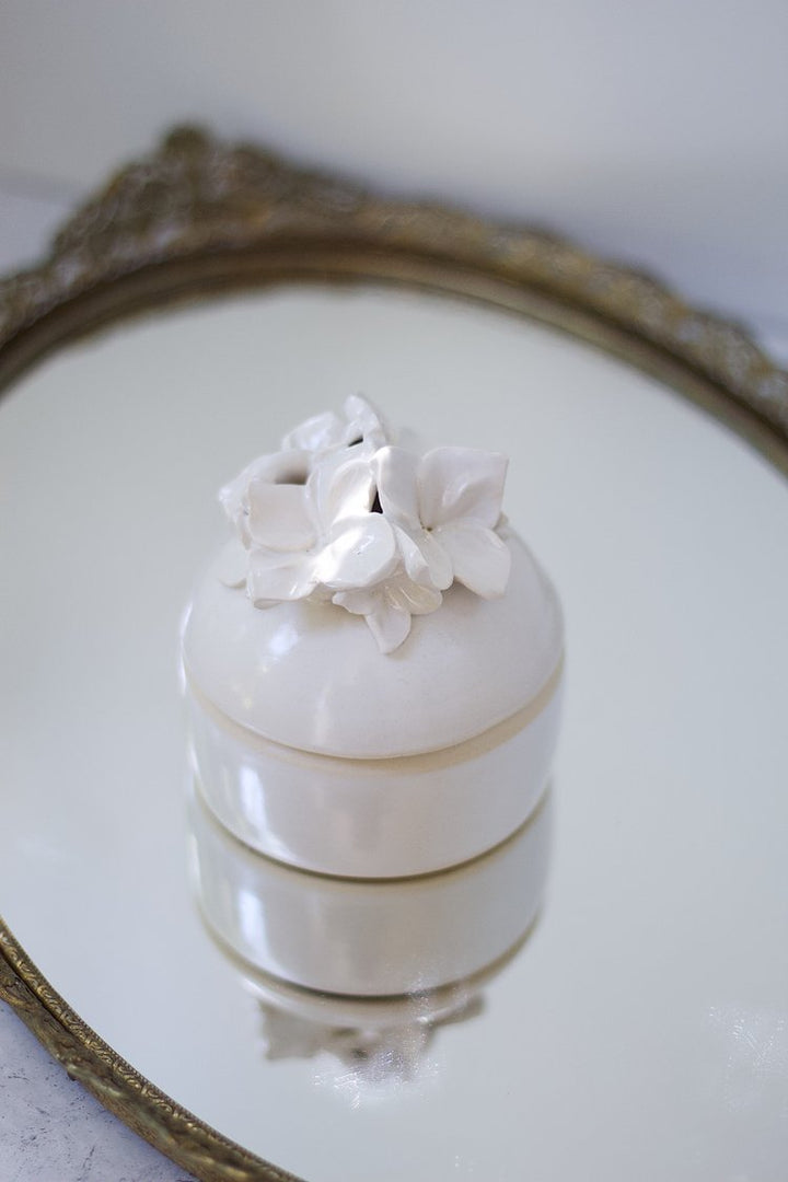 LIDDED JAR CREAM BLOSSOM #78328