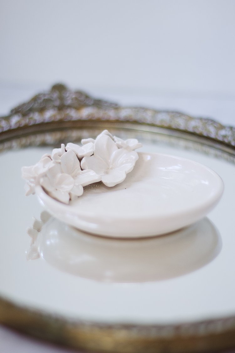 RING DISH CREAM BLOSSOM #78329