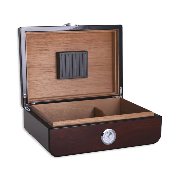 CIGAR HUMIDOR WALNUT WOOD