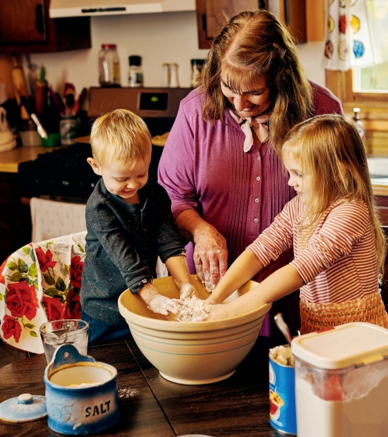 BOOK "MESSY PIE" #70434