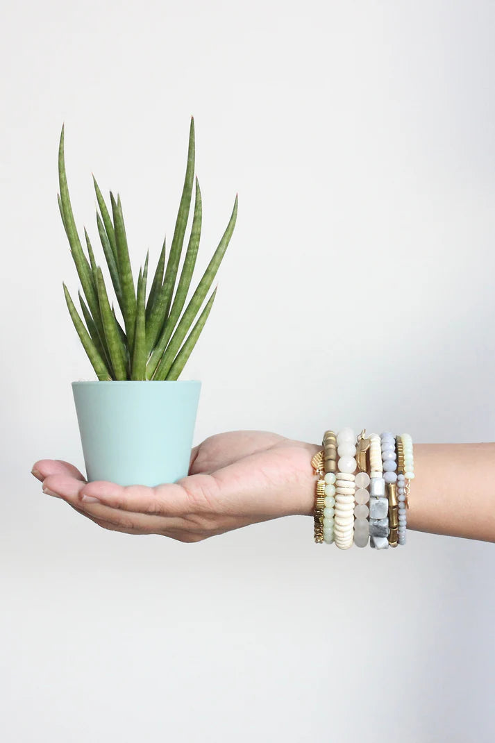 BRACELET GRAY WHITE & BRASS WRAP
