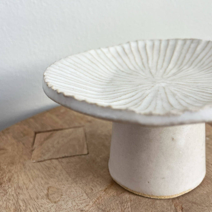MINI DISH PEDESTAL SUNBURST