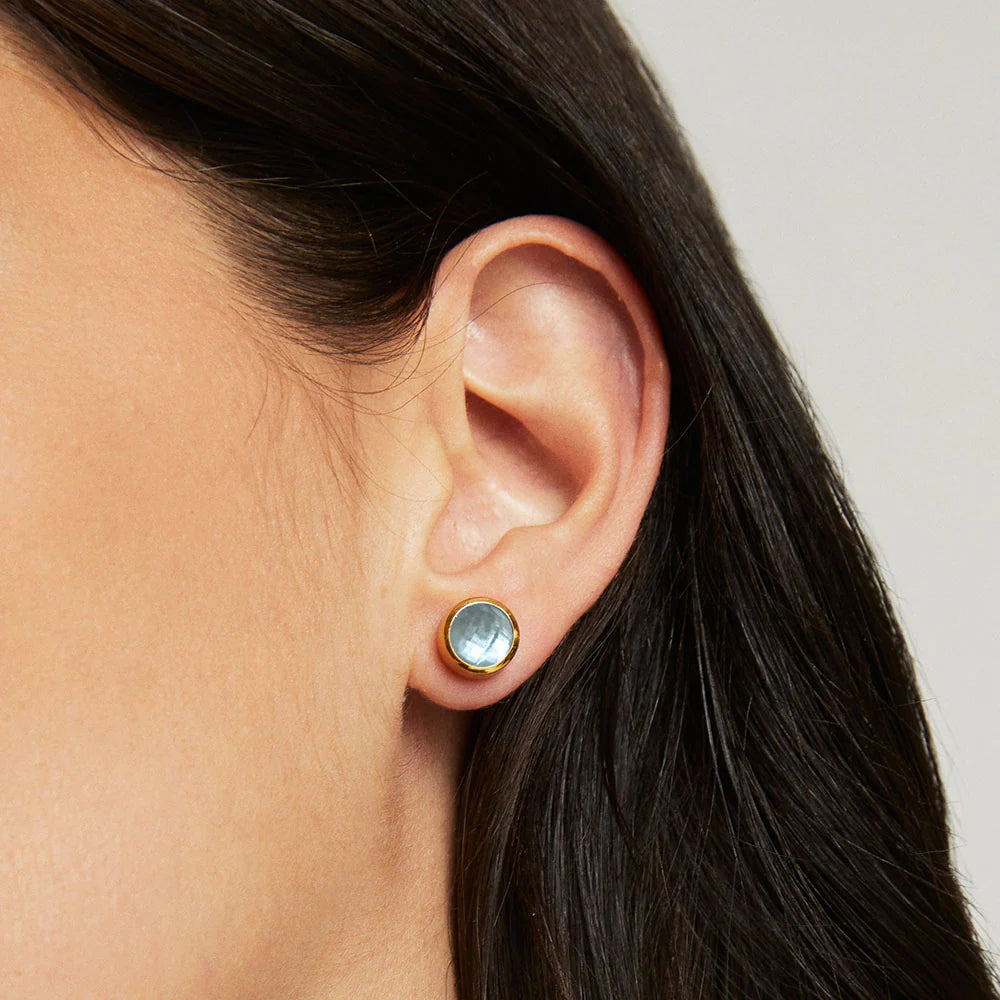 EARRINGS SIGNATURE MIDI STUDS SKY BLUE
