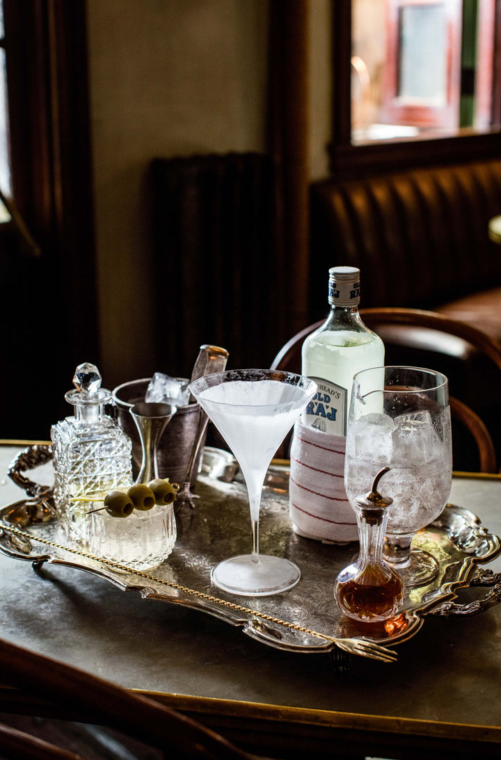 BOOK "THE MAISON PREMIERE ALMANAC" #68052