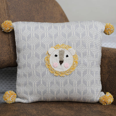 PILLOW LION