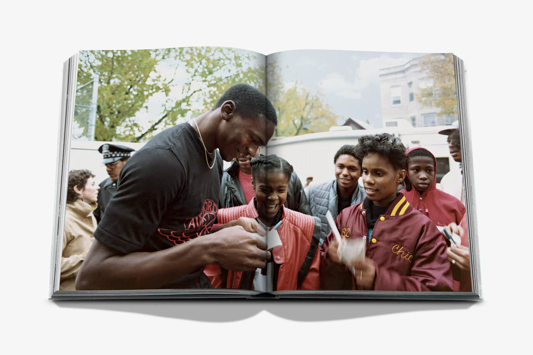 BOOK "AIR JORDAN (CLASSIC)"