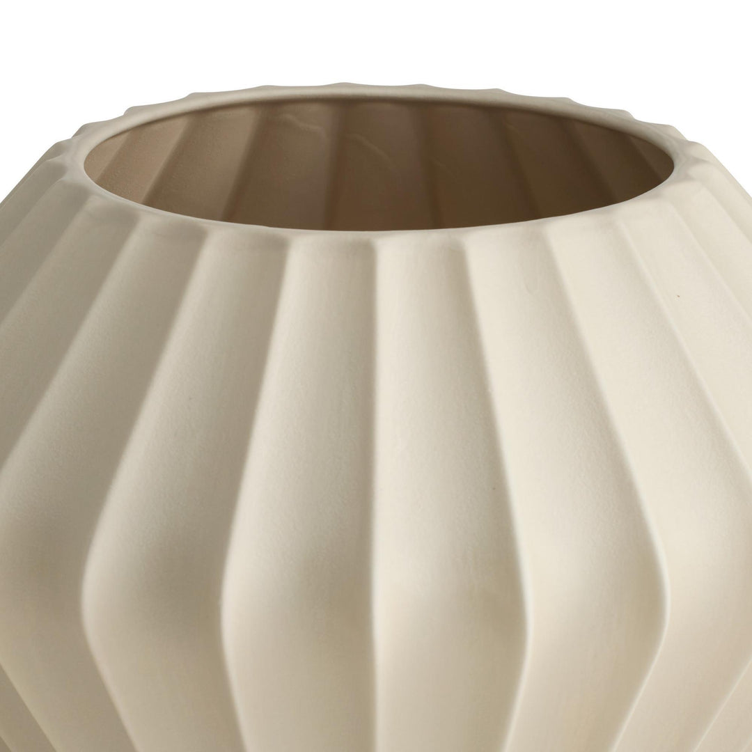 VASE MATTE TAUPE