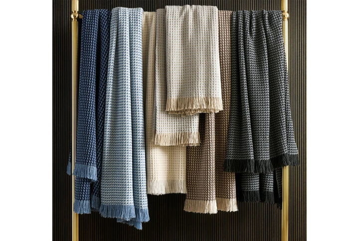 CLEO THROW COLLECTION