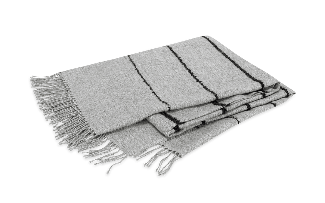 AMELIA THROW COLLECTION