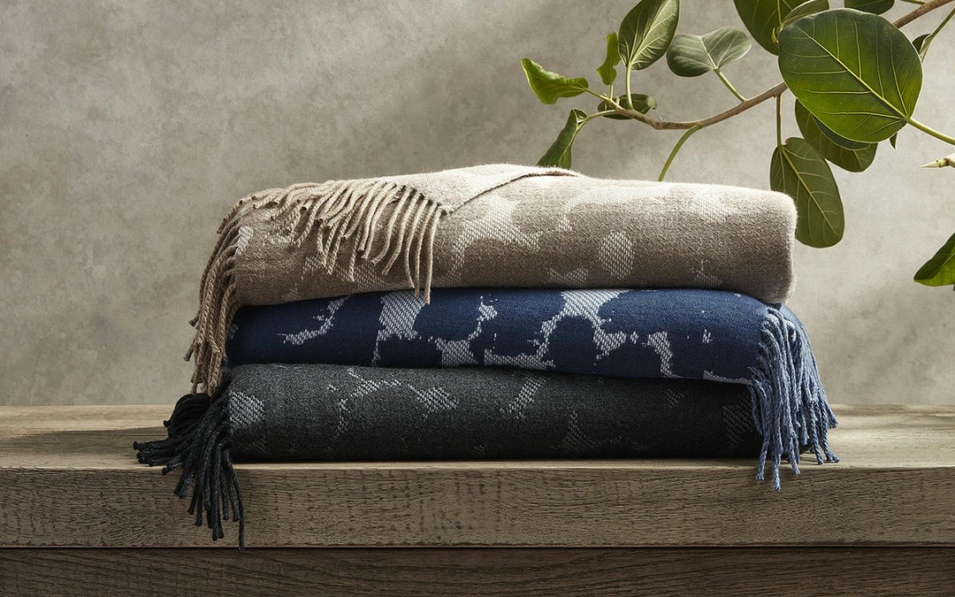 CADIZ THROW COLLECTION