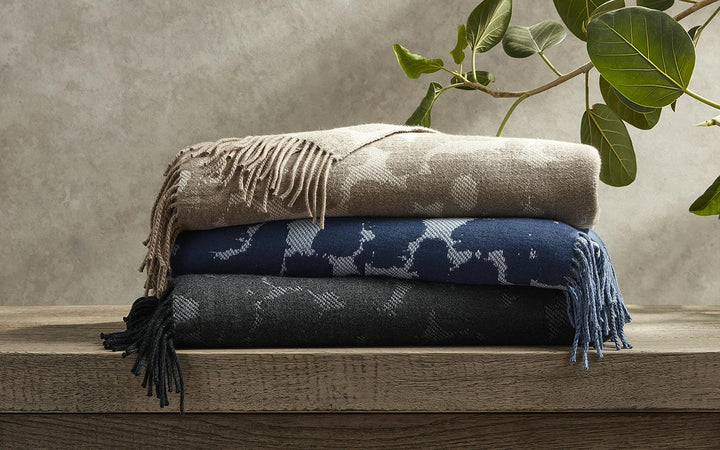 CADIZ THROW COLLECTION