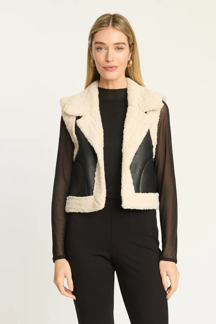 VEST COVE IN CREAM/BLACK