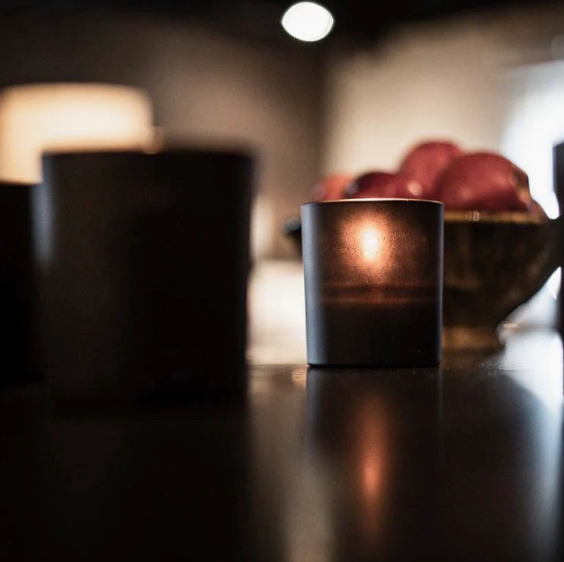 CANDLE CLARISSE MATTE BLACK