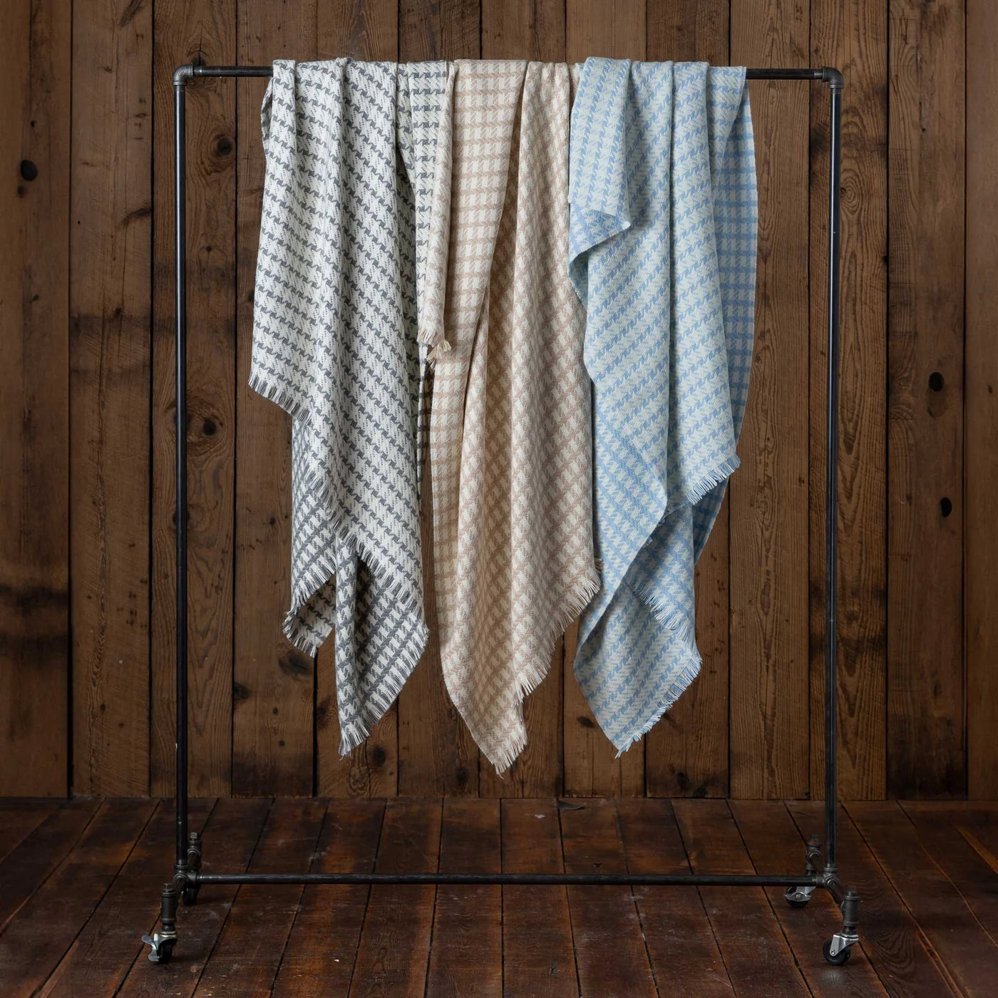 ALICIA ADAMS THROW KINGSTON (Available in 3 Colors)