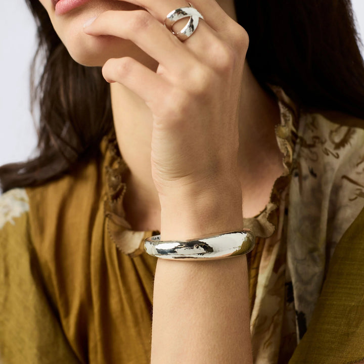 BANGLE DEMI CATALINA HINGE SILVER