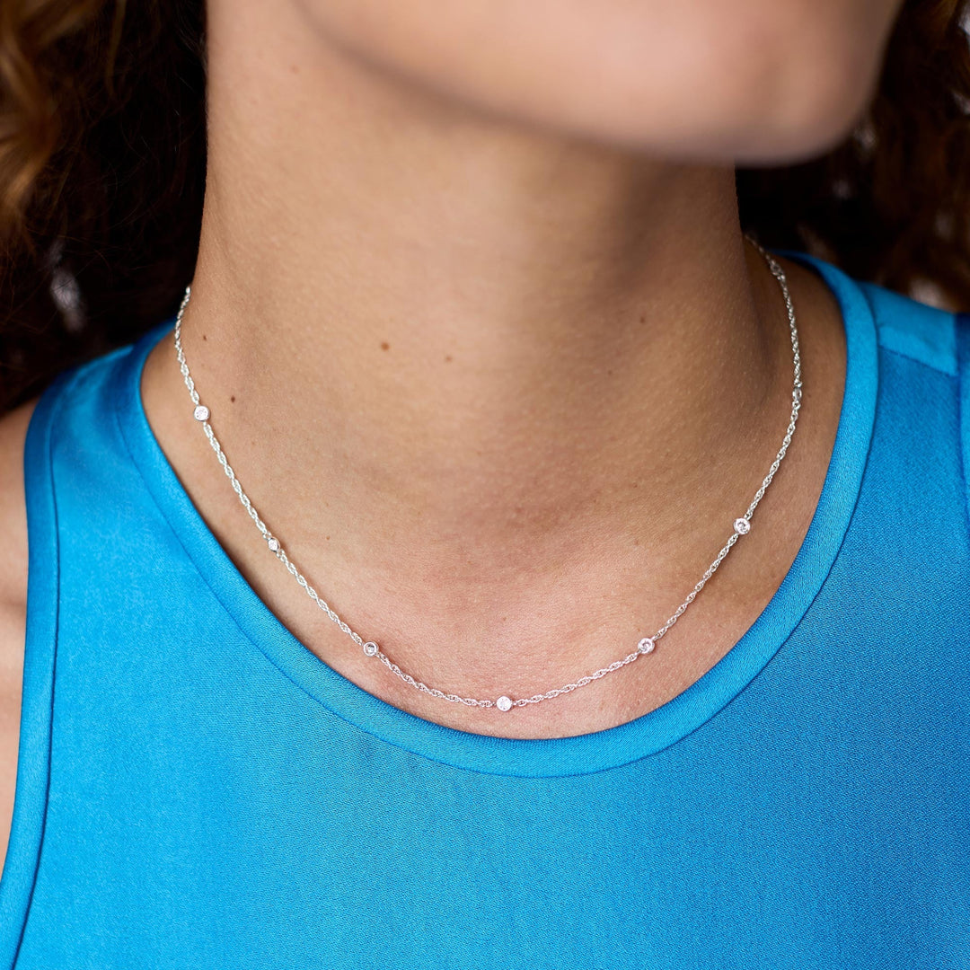 NECKLACE CELESTE DELICATE STATION SILVER