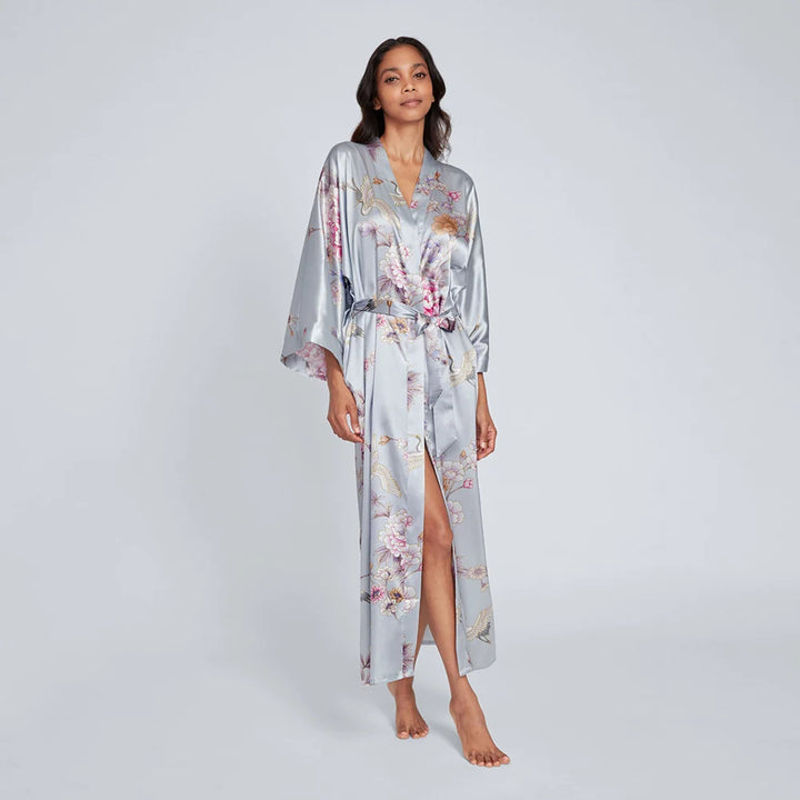 ROBE CHRYSATHEMUM & CRANE LONG