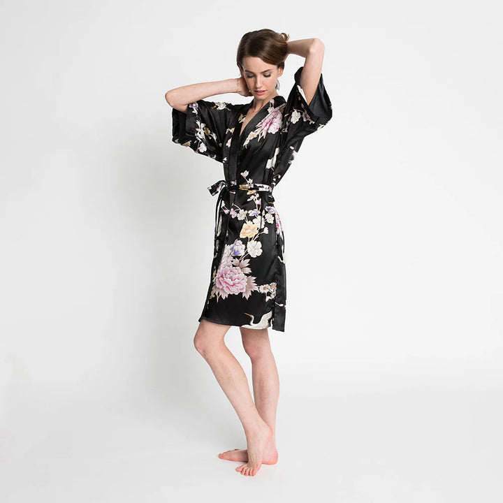 ROBE CHRYSATHEMUM BLACK SHORT
