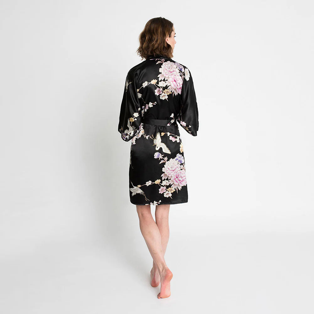 ROBE CHRYSATHEMUM BLACK SHORT