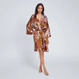 ROBE CHRYSATHEMUM & CRANE SHORT