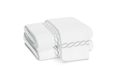 CLASSIC CHAIN TOWEL COLLECTION