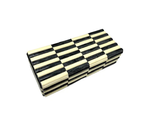 BOX SLATS BLACK & WHITE