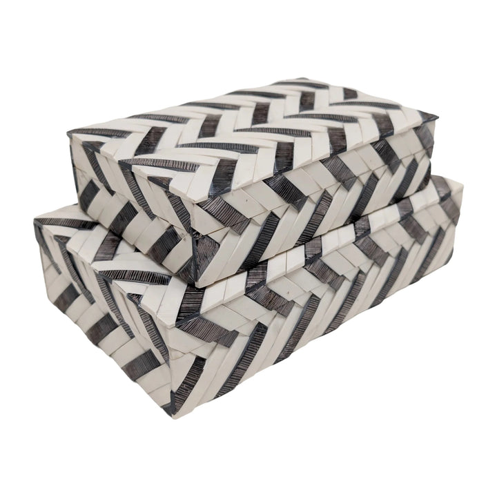 BOX WOVEN CHEVRON GRAY & WHITE