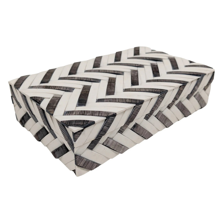 BOX WOVEN CHEVRON GRAY & WHITE