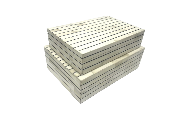 BOX BONE W/ CARVED LINES
